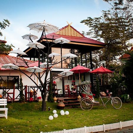 Baan Puang Petch Hotel Chiang Mai Bagian luar foto