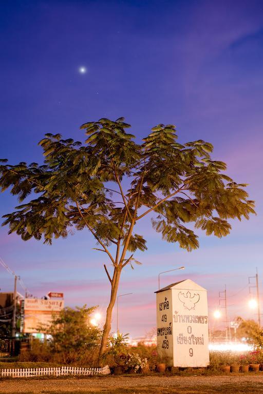 Baan Puang Petch Hotel Chiang Mai Bagian luar foto