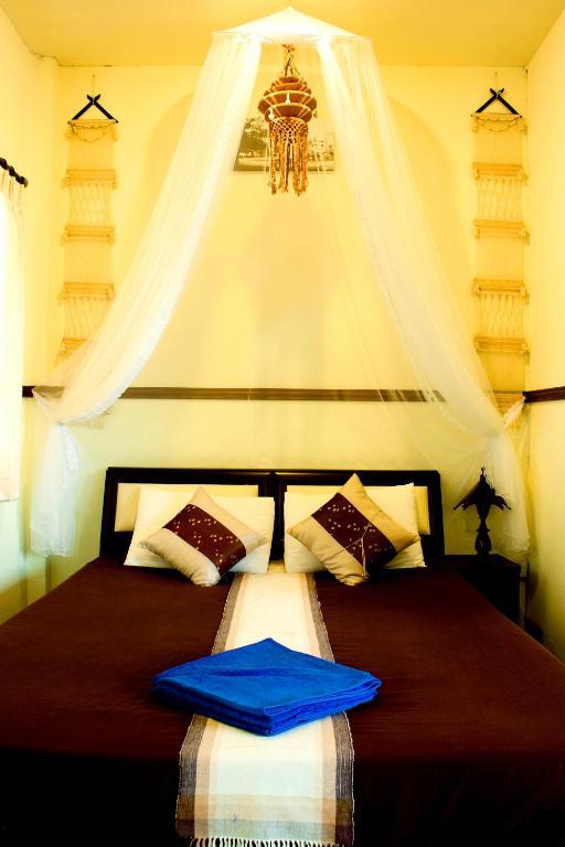 Baan Puang Petch Hotel Chiang Mai Ruang foto