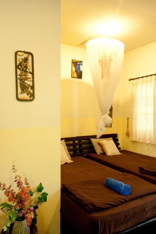 Baan Puang Petch Hotel Chiang Mai Ruang foto